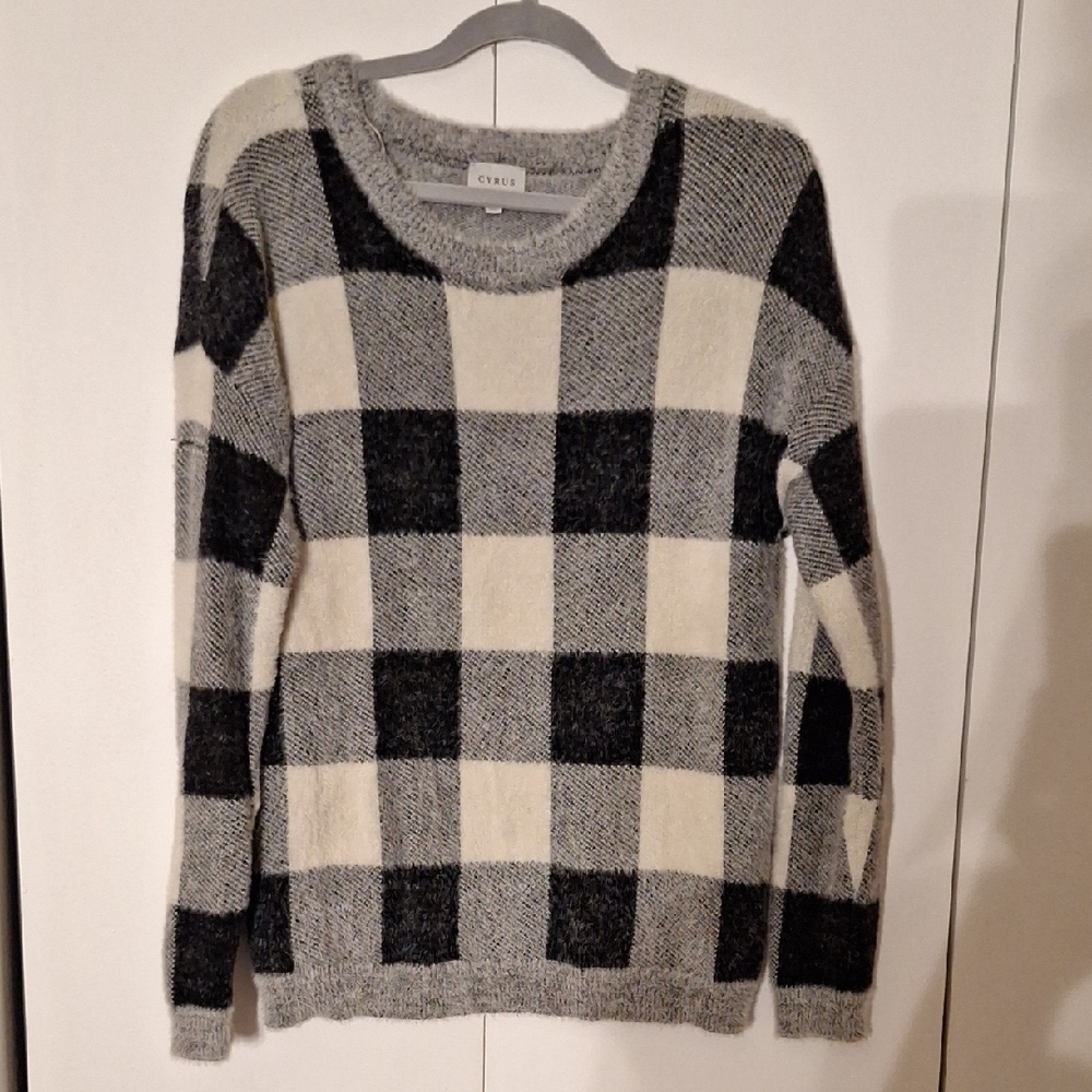 Cyrus Black and White Plaid Women's Sweater